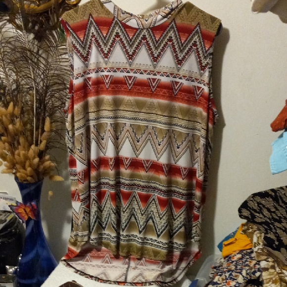 Cato Tops - Cato Tribal Chevron Tank Top in Red and Olive